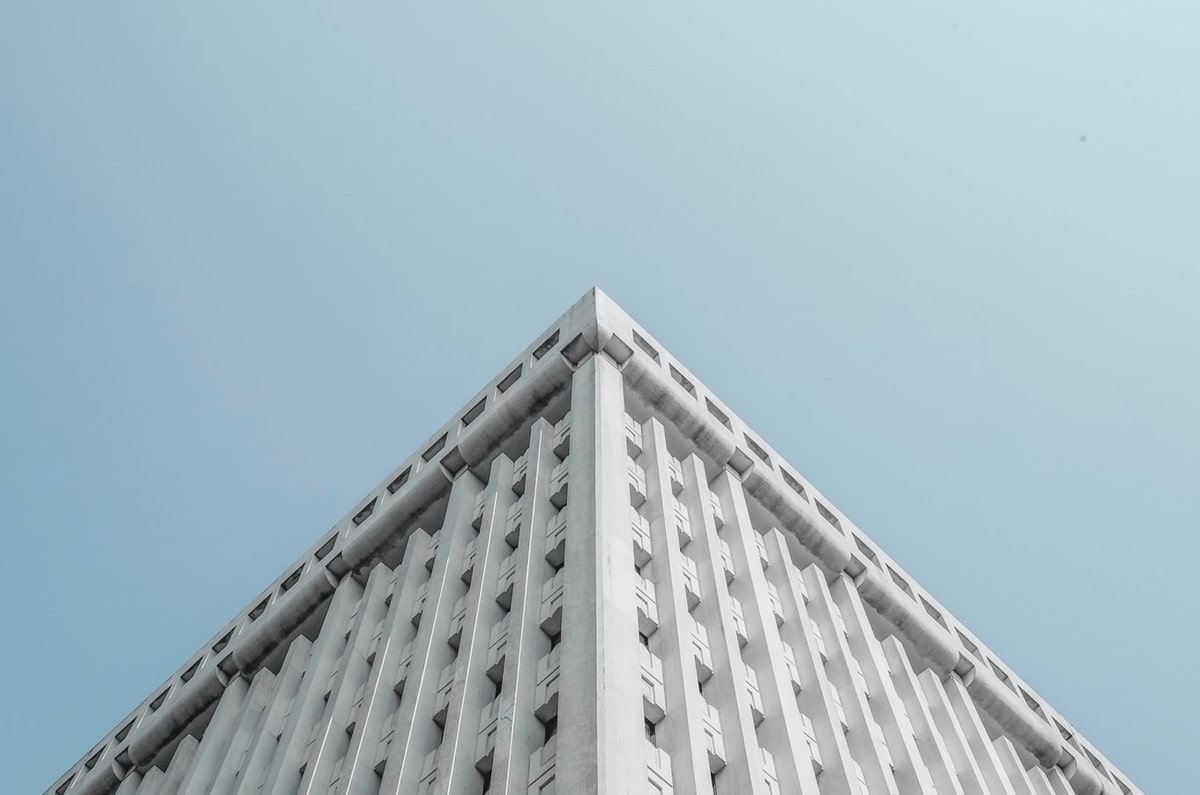 JDG发布胜利之舞：请找出跳的最享受和最僵硬的人