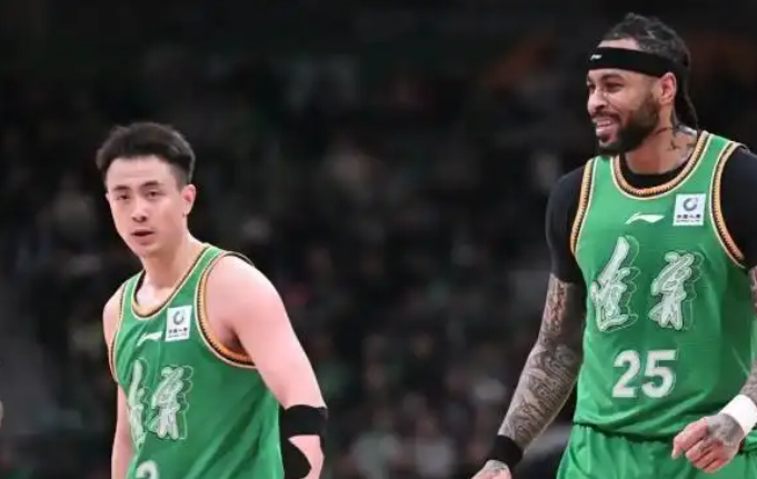 PG电子集团-2换1，王岚嵚被交易？目标曝光，后卫，巅峰18+4，杨鸣或期待|辽宁男篮|张帆|北控男篮|同曦男篮|张镇麟_新浪体育_新浪新闻